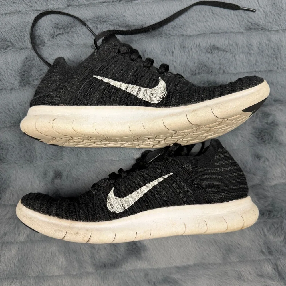 Nike Free RN Flyknit Womens 7.5 Black White Running Shoes 831070-001